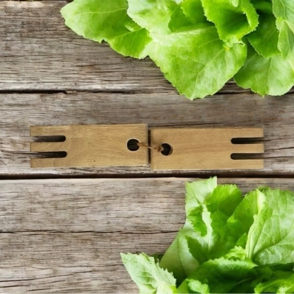 Set 2 Wood Salad Serving Hands 8